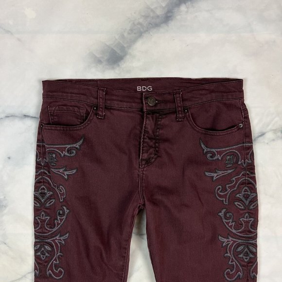 BDG Mid Rise Twig Ankle Jeans Size 29 Waist Skinny Embroidered Maroon - Picture 6 of 8